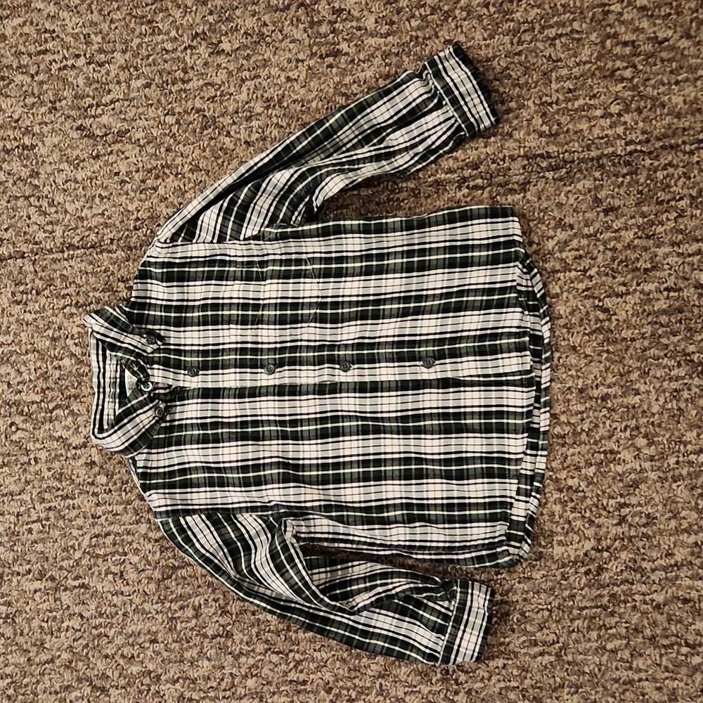 George Boy's Long Sleeved Shirt Size 4T Color Hunter Green/White/Black Plaid